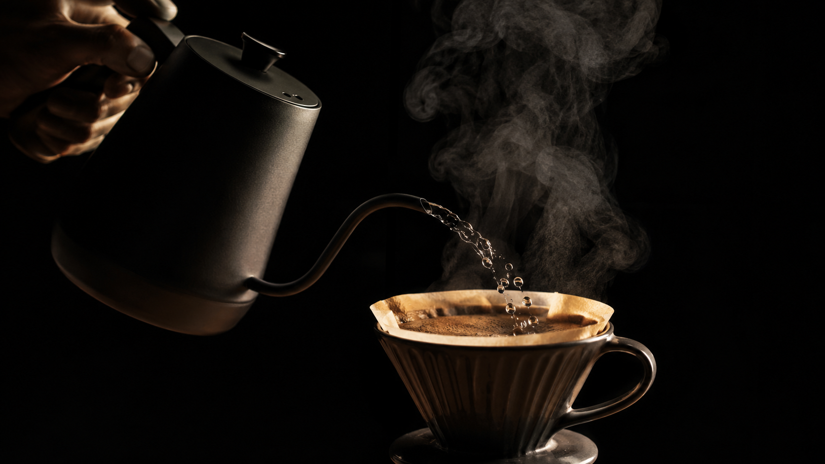 Pour-over káva počas prípravy